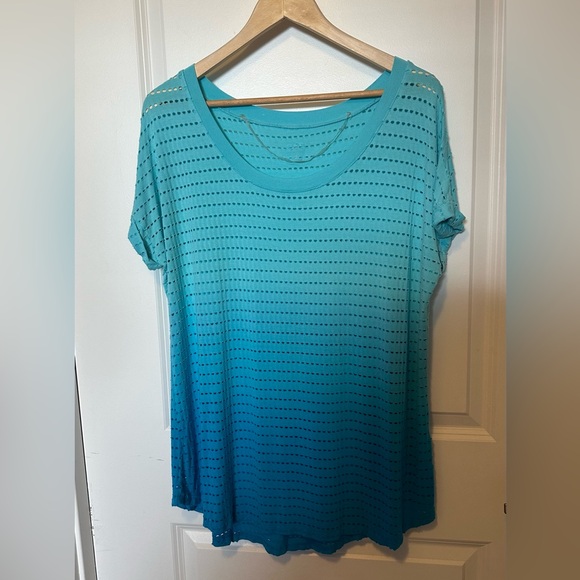 Balance Collection Tops - Balance collection XL blue hombre short sleeve mesh top. Super soft.